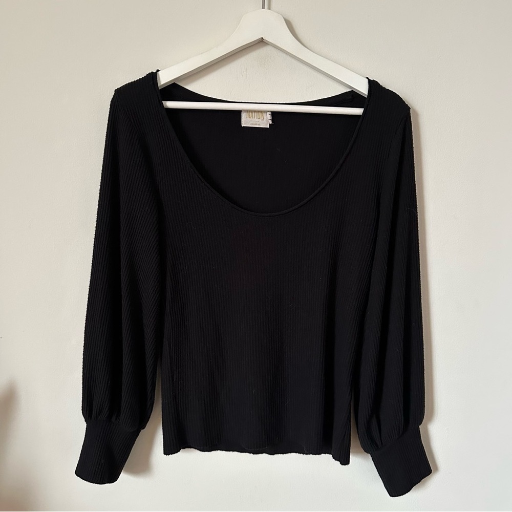 Nation Ltd Ribbed Scoop Neck Balloon Sleeve Top Bl